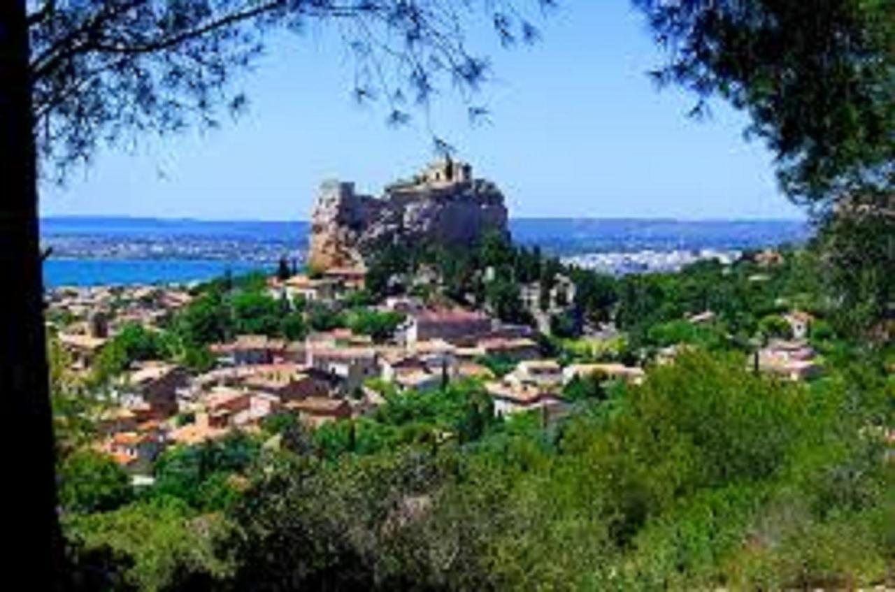 ויטרולה Guest House Provencal מראה חיצוני תמונה